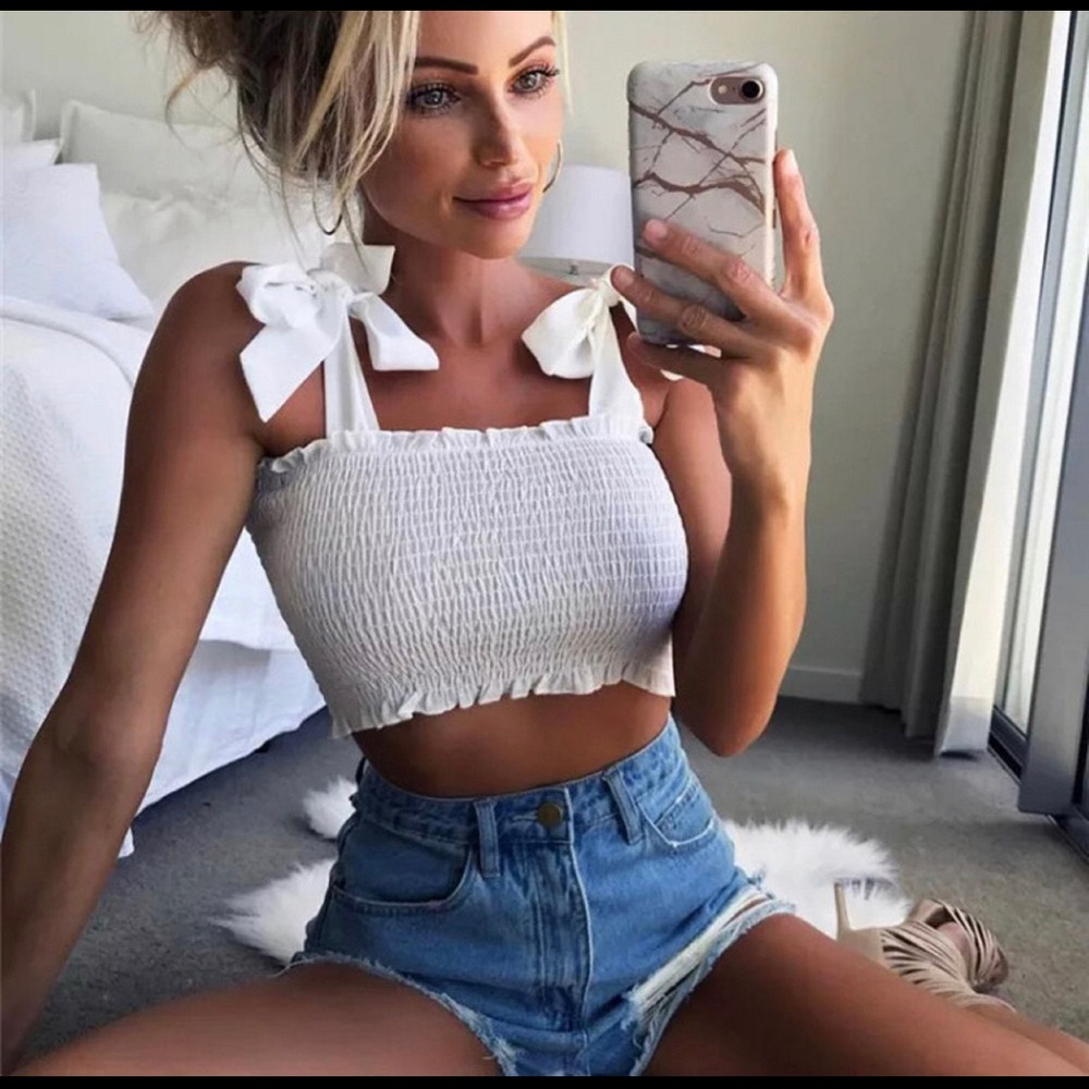Ruffled crop top